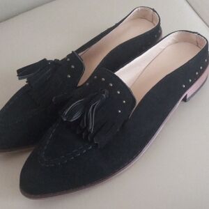 Black Faux Suede Tassel Loafers Size 39 Euro/ U S 8- 8.5 NWOT
